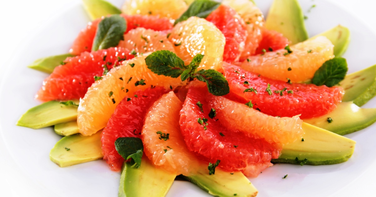 Deliciosa Ensalada de Toronja con Aguacate